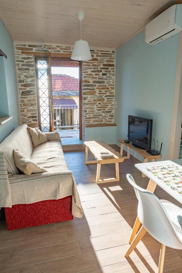 Με Θέα Το Ηλιοβασιλεμα 2 Villa อาฟิสโซส ภายนอก รูปภาพ