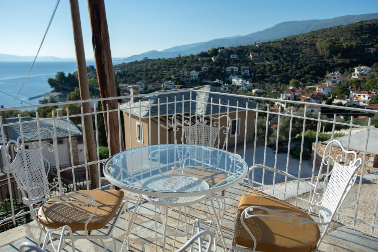 Με Θέα Το Ηλιοβασιλεμα 2 Villa อาฟิสโซส ภายนอก รูปภาพ